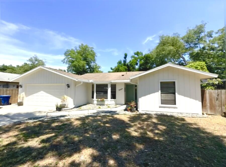 Exterior repaint of a single-story Florida ranch home